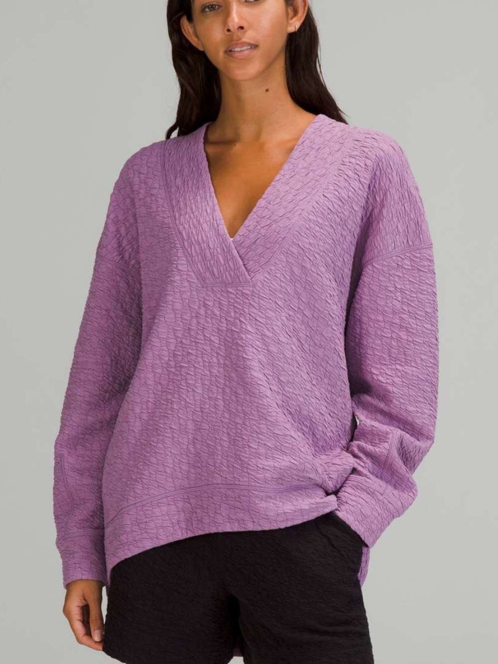 Lululemon Rippled V Neck Pullover Wisteria Purple